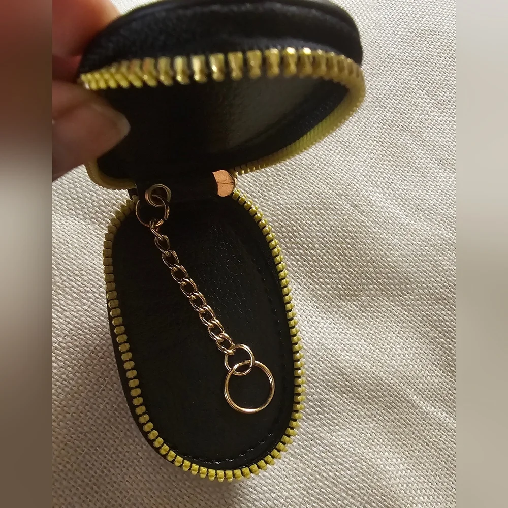 Hello Kitty Black Vegan Leather Coin Pouch NWOT - Picture 3 of 6